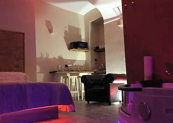 Liebeshotel Moya 1 - In Rom