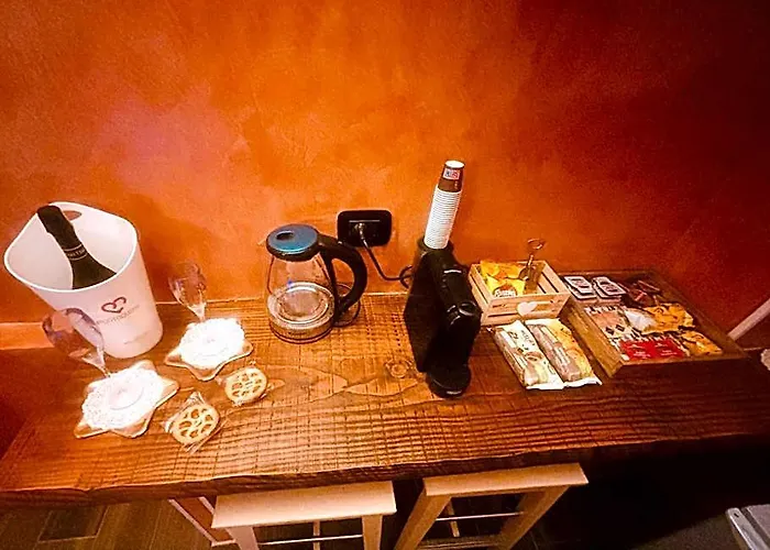 Moya 1 - In Liebeshotel