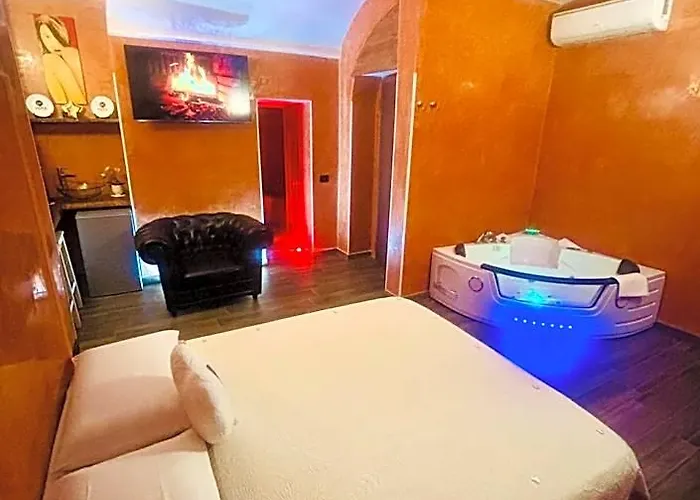 Moya 1 - In Liebeshotel